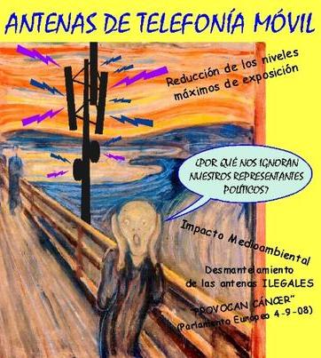 Antenas de telefonía fuera de la ciudad.